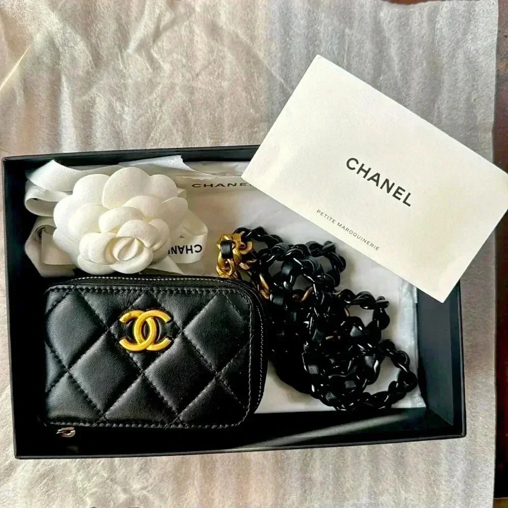 Chanel Black Quilted Mini Lacquered Chain Clutch in lambskin leather